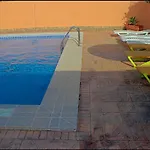 בית נופש Con Piscina Privada *