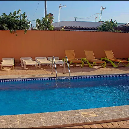 Con Piscina Privada 科尼尔-德拉弗龙特拉