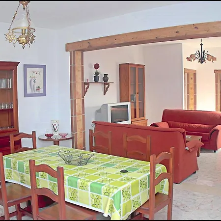 Con Piscina Privada *