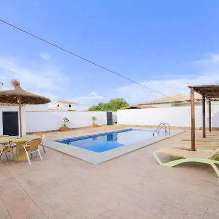 Con Piscina Privada *