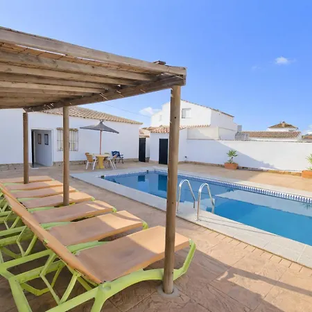Con Piscina Privada